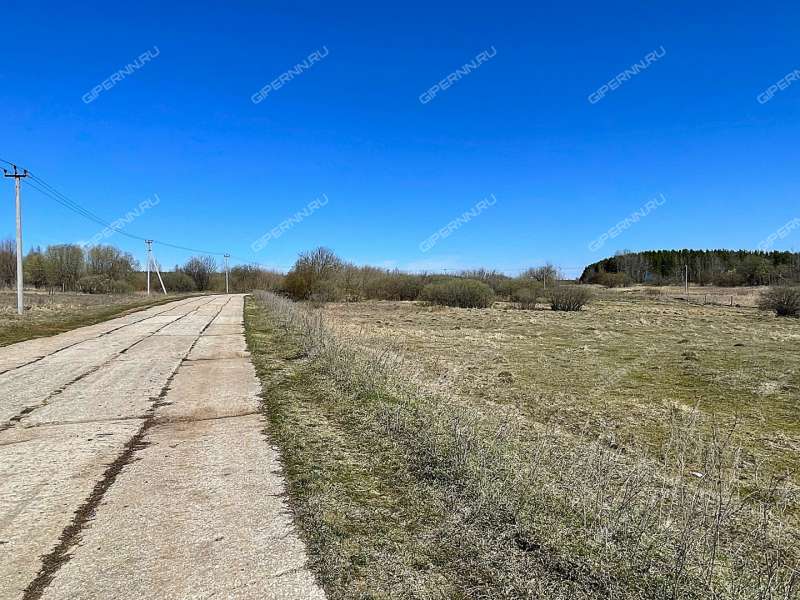 земельный участок 11,3 сотки Гаражная ул. деревня Инютино