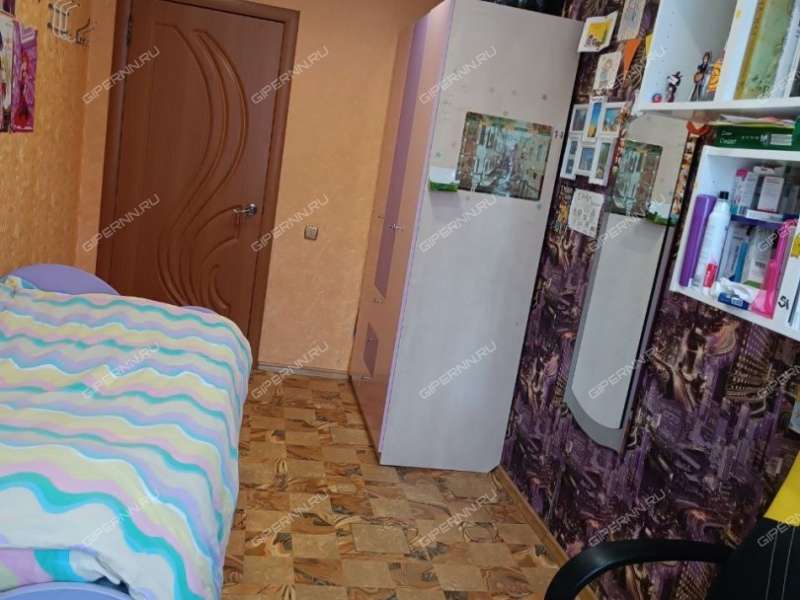 трёхкомнатная квартира на проспекте Кирова дом 16