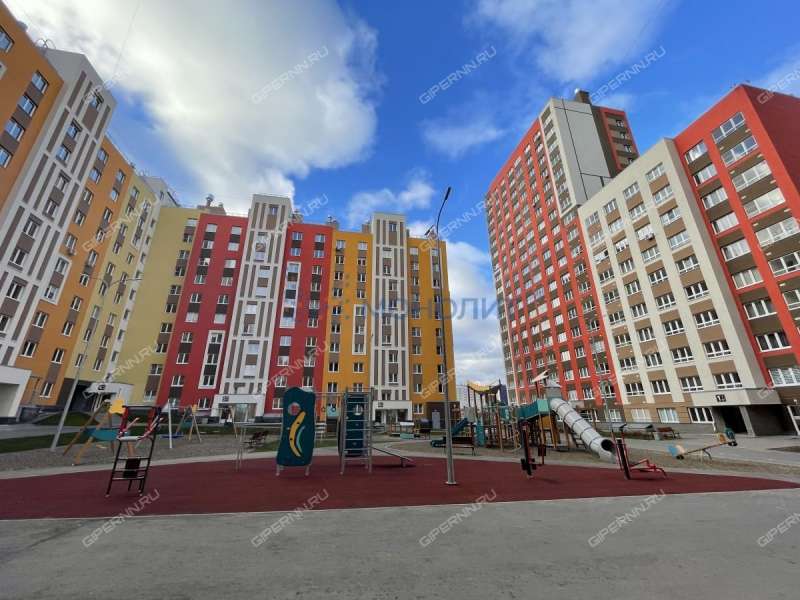 четырёхкомнатная квартира на улице Романтиков дом 13