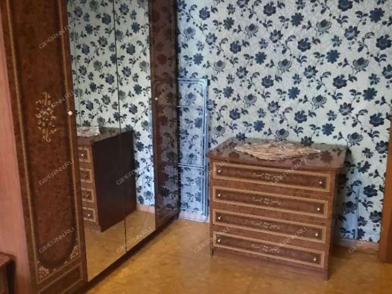 трёхкомнатная квартира на улице Мельникова дом 14