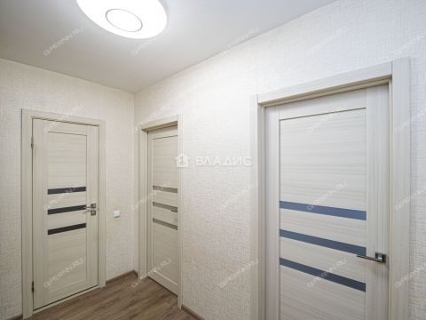 1-komnatnaya-ul-romantikov-d-3 фото