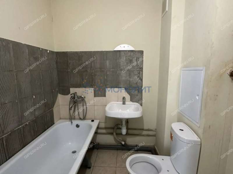 однокомнатная квартира на улице Движенцев дом 34