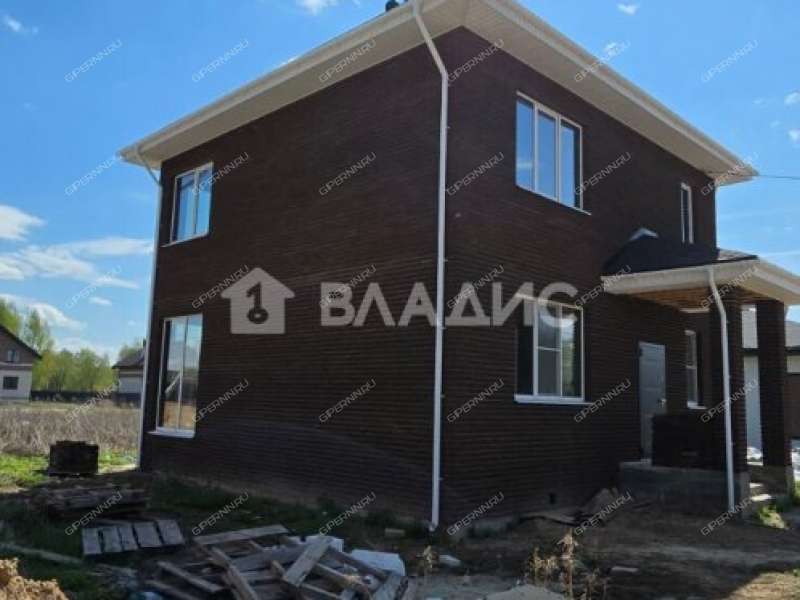 дом на улице Героя Бадина деревня Оманово