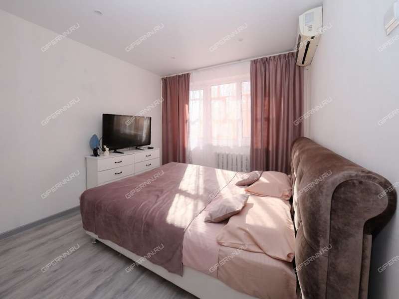 однокомнатная квартира на улице Ефремова дом 3