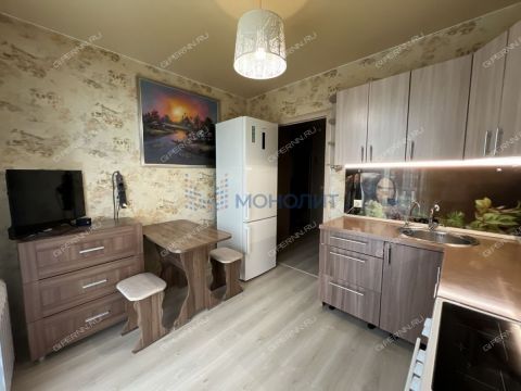 2-komnatnaya-derevnya-novopokrovskoe-ul-izumrudnaya-d-20 фото