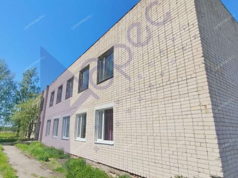 помещение под коммерческую недвижимость на Центральной улице деревня Берёзово