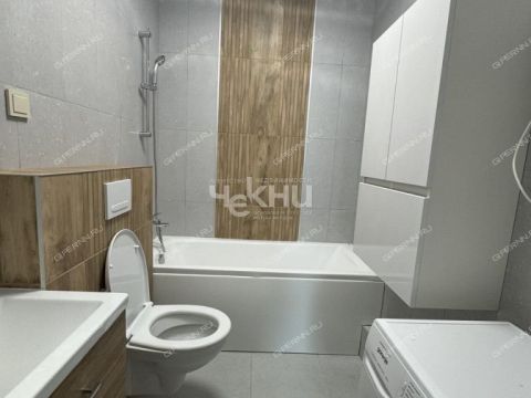 3-komnatnaya-ul-sergeya-akimova-d-50 фото
