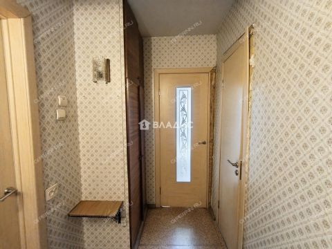 1-komnatnaya-ul-plotnikova-d-2 фото