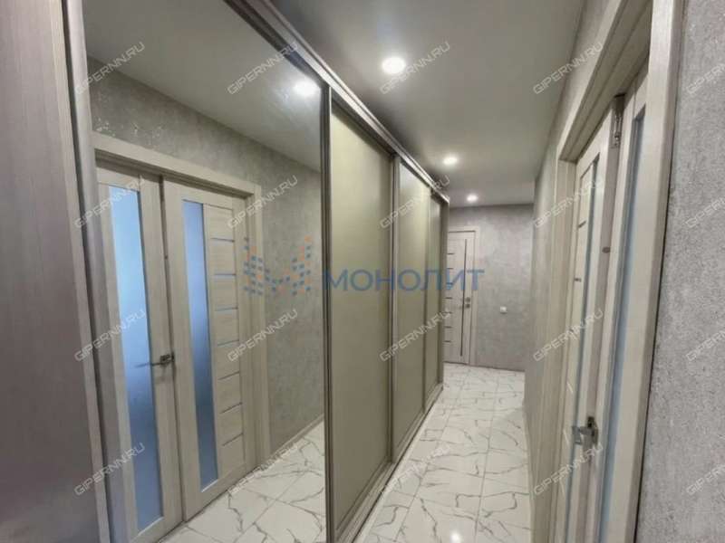 трёхкомнатная квартира на Сормовском шоссе дом 12