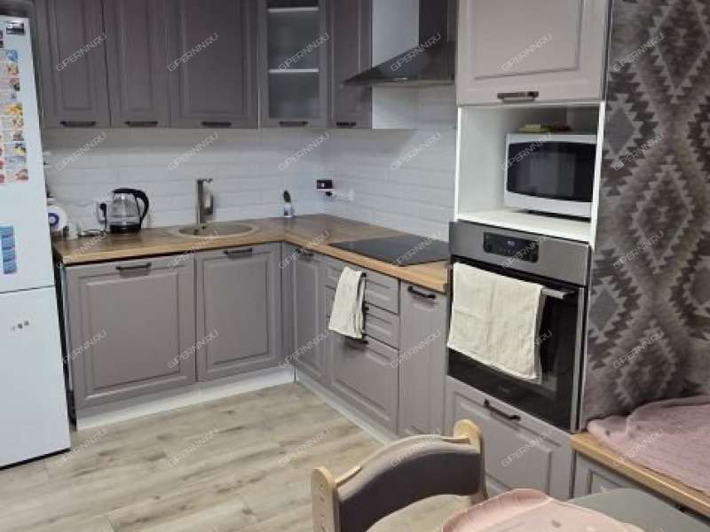 трёхкомнатная квартира на Лысогорской улице дом 89 к3