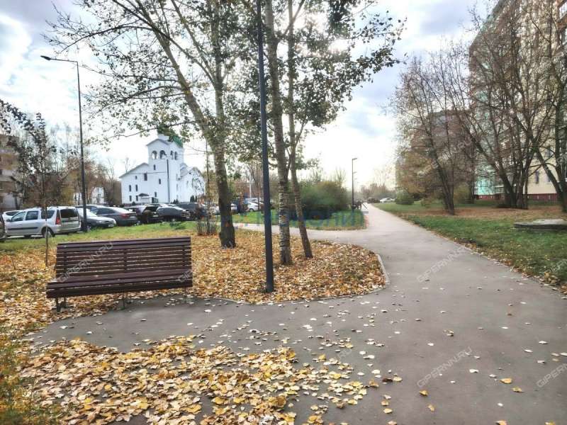 трёхкомнатная квартира на Днепропетровской улице дом 8