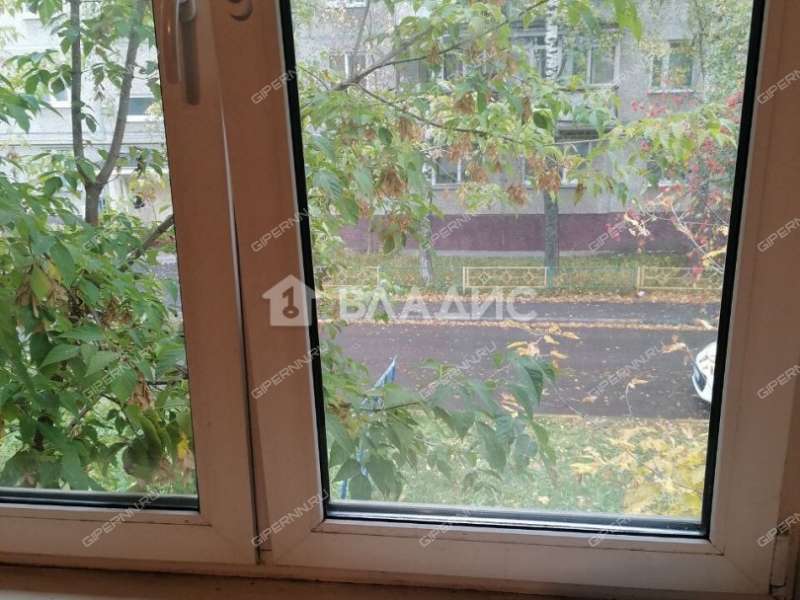 трёхкомнатная квартира на Стрелковой улице дом 65