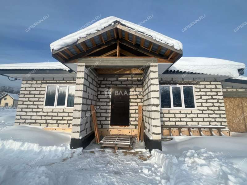 дом на улице Брусничная город Семёнов