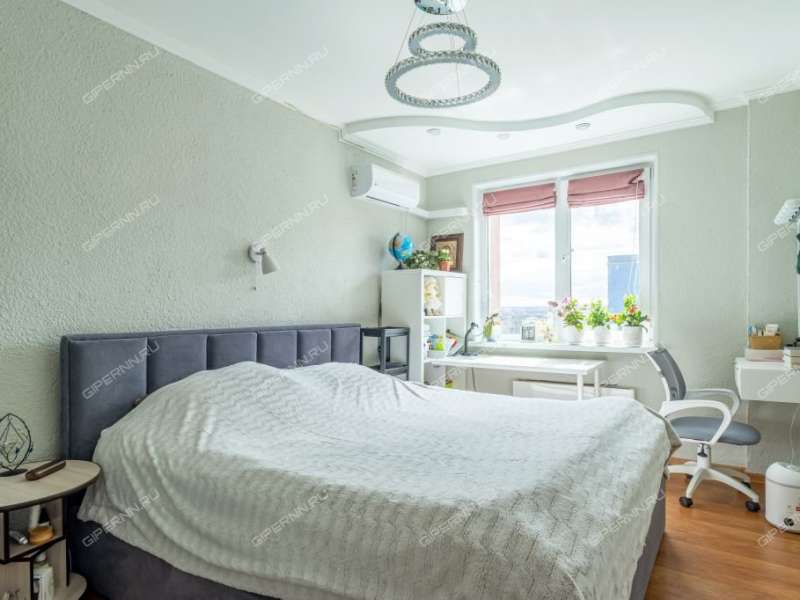 трёхкомнатная квартира на Молодёжном проспекте дом 31
