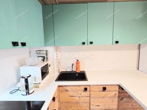 1-komnatnaya-ul-geroya-sovetskogo-soyuza-safronova-d-7-k1 фото