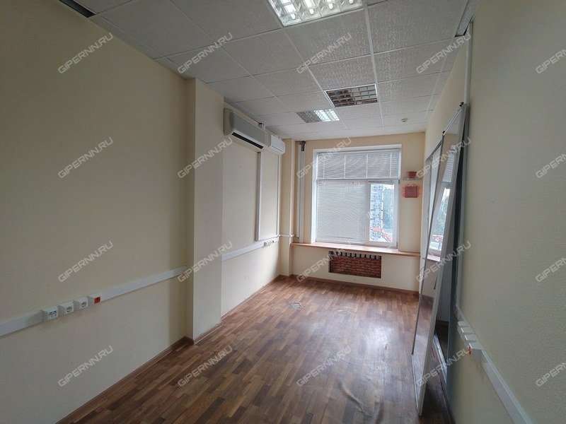 помещение под офис на улице Адмирала Васюнина