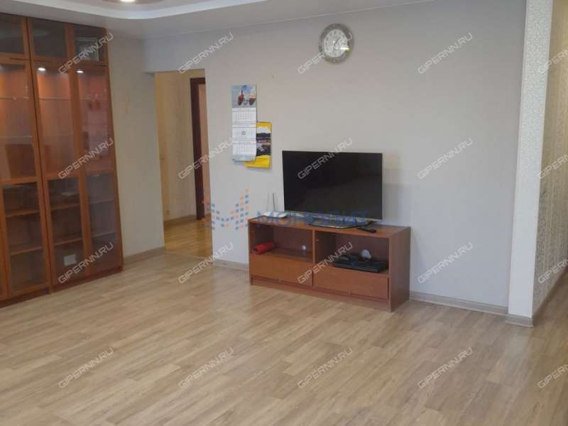 трёхкомнатная квартира на улице Родионова дом 189/24