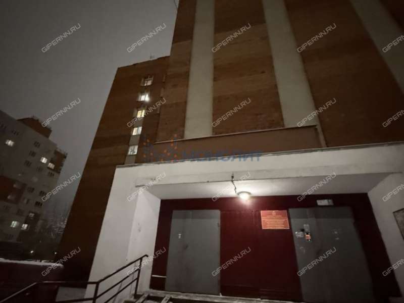 комната в доме 15А на улице Дружаева