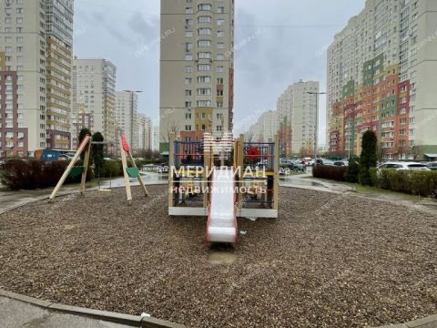 1-komnatnaya-ul-akademika-saharova-d-105-1 фото