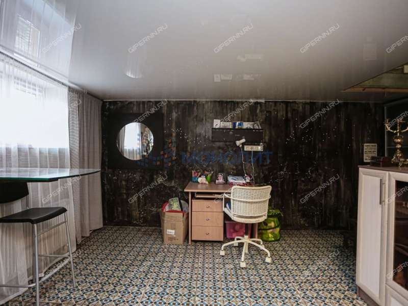 трёхкомнатная квартира в Парниковом переулке дом 8