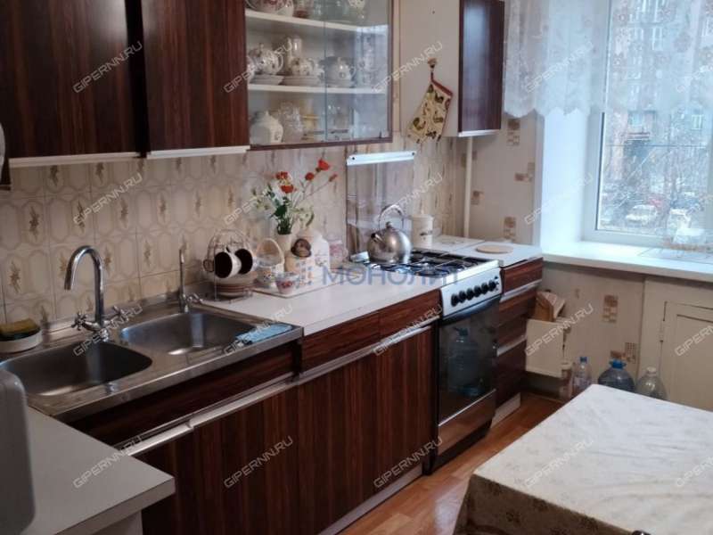 трёхкомнатная квартира на Берёзовской улице дом 96