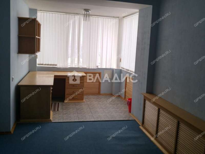 четырёхкомнатная квартира на Родниковой улице дом 63 к1