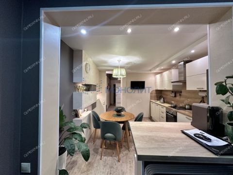 2-komnatnaya-nab-volzhskaya-d-24 фото