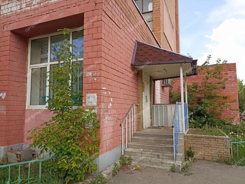 помещение под торговую площадь на улице Сергея Есенина