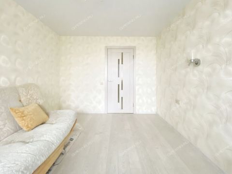 2-komnatnaya-prosp-gagarina-d-194 фото