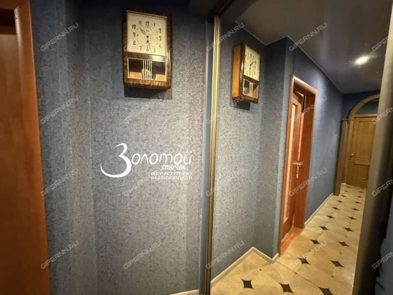 трёхкомнатная квартира на улице Челюскинцев дом 19