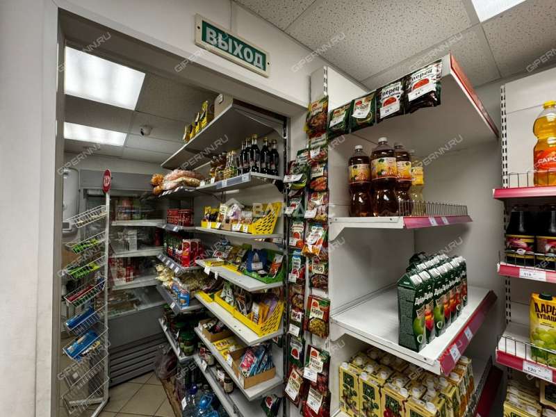 помещение под торговую площадь на проспекте Бусыгина