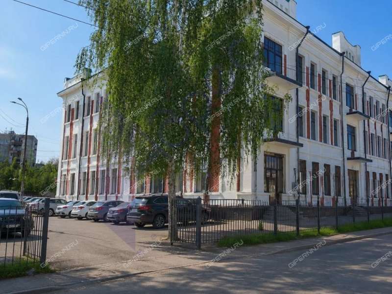 здание под офис на улице Заводской Парк