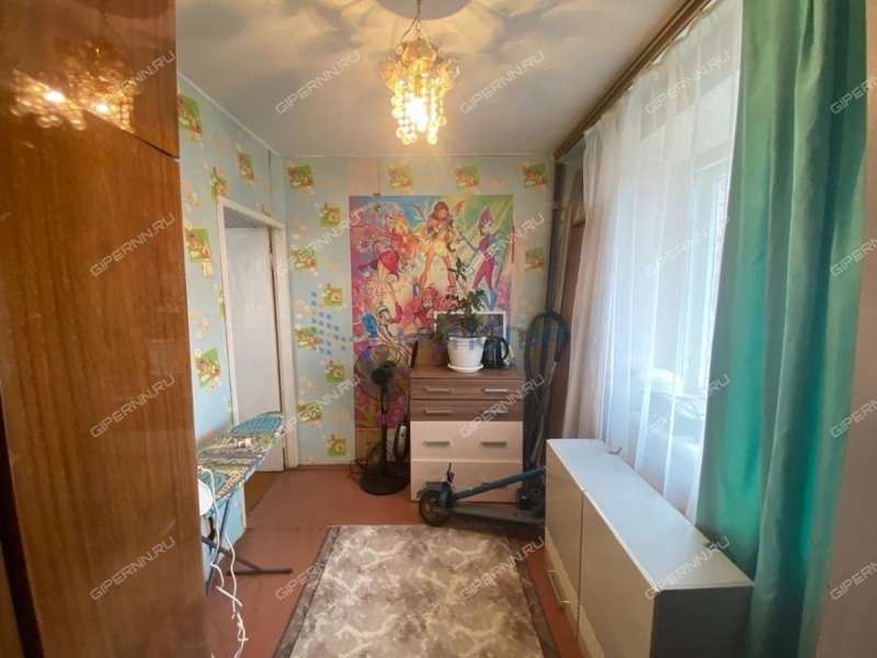 четырёхкомнатная квартира на Трудовой улице дом 3 город Навашино