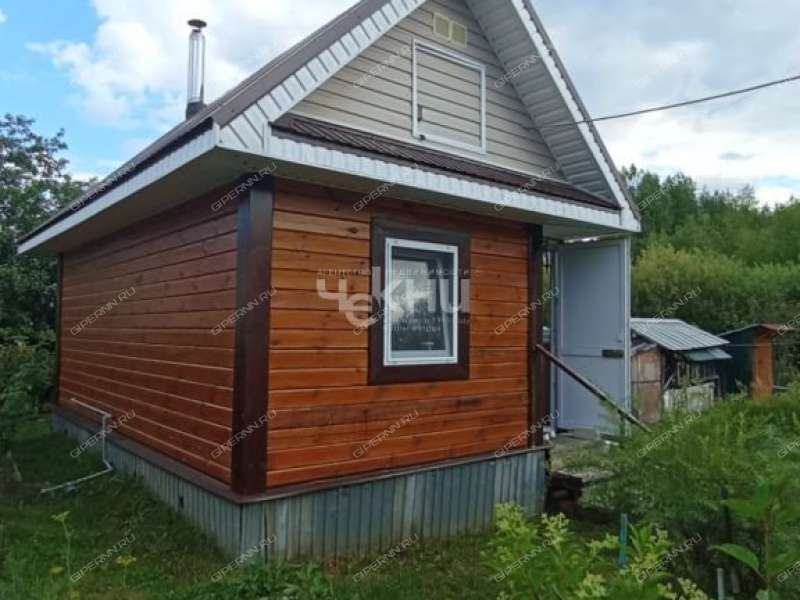 дом на Центральной улице деревня Сухаренки