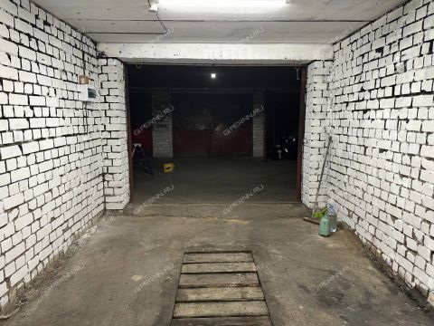 garazh-staryy-poselok-prosp-gagarina-d-47 фото