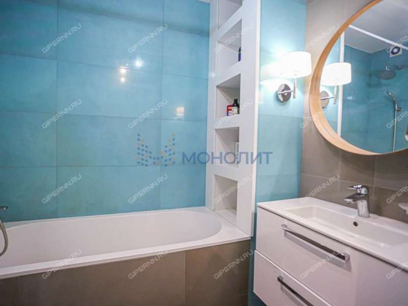 трёхкомнатная квартира на Мещерском бульваре дом 9