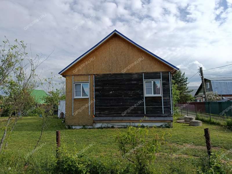 дом на  СНТ Золотое руно