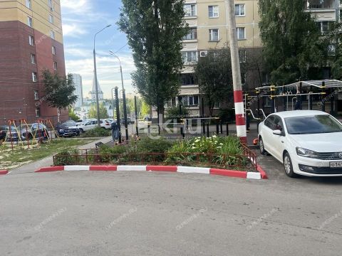 3-komnatnaya-ul-verhnepecherskaya-d-7-k2 фото