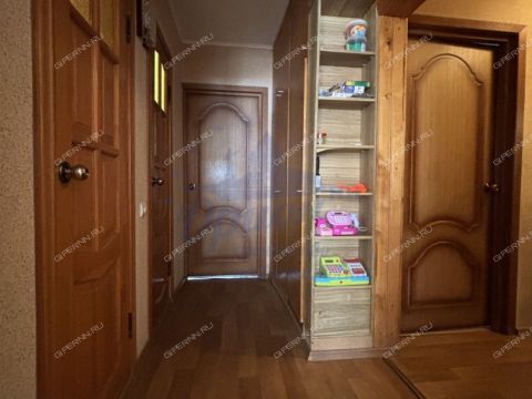 4-komnatnaya-sh-yuzhnoe-d-8 фото