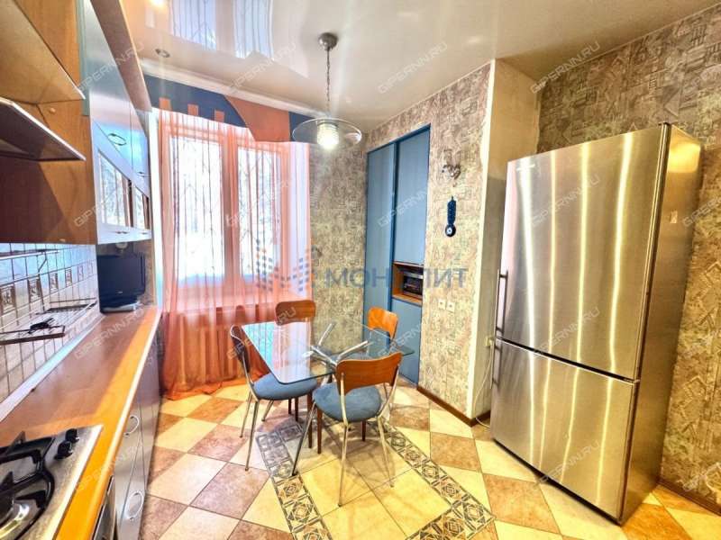 трёхкомнатная квартира на Верхне-Волжской набережной дом 17