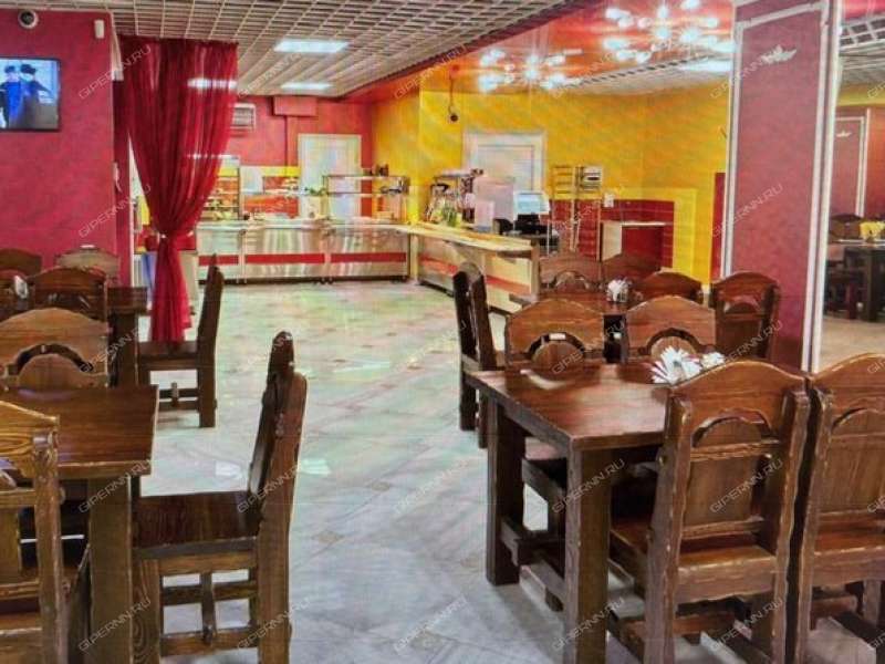 помещение под торговую площадь на Дмитрия Павлова ул., д. 13а