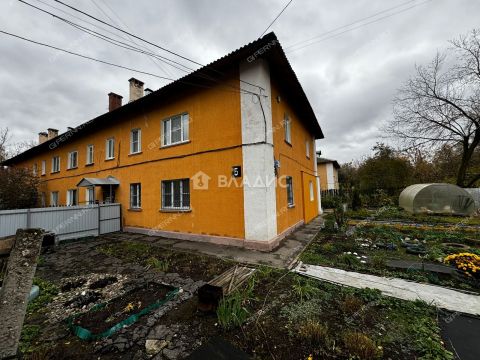 2-komnatnaya-poselok-40-let-oktyabrya-ul-orbeli-d-5 фото