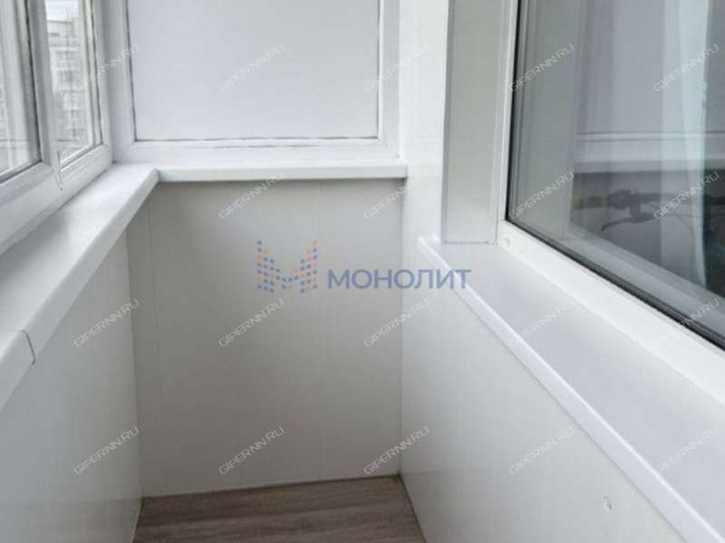 трёхкомнатная квартира на улице Ватутина дом 16А