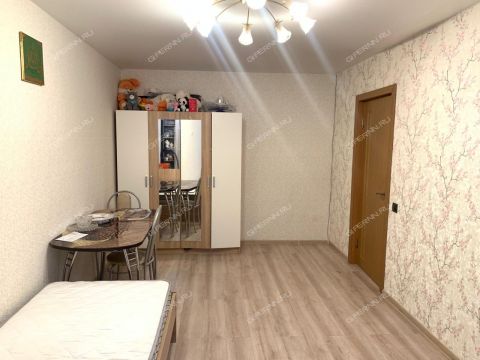 3-komnatnaya-ul-pavla-orlova-d-4 фото