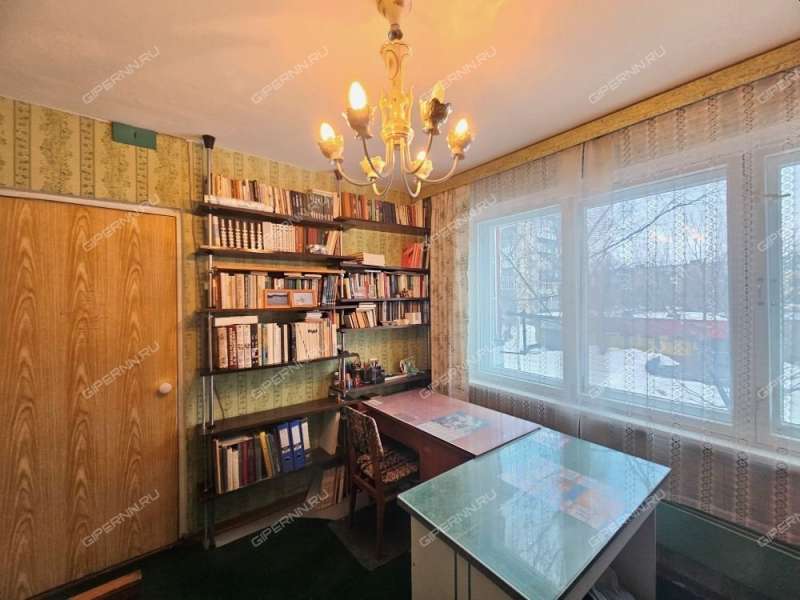 трёхкомнатная квартира на улице Героев Космоса дом 20