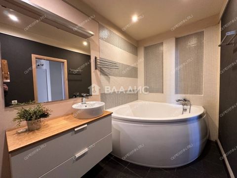 2-komnatnaya-ul-borisa-panina-d-7-k3 фото