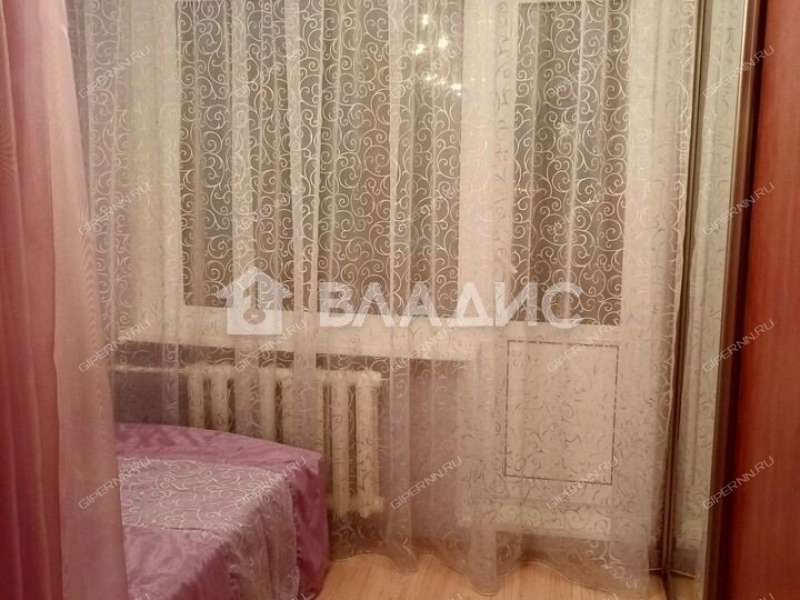 трёхкомнатная квартира на улице Карла Маркса дом 12