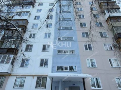 3-komnatnaya-ul-geroya-bykova-d-2 фото