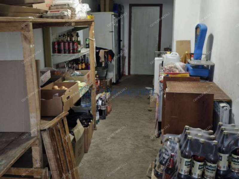 здание под торговую площадь, производственную площадь на - село Слободское