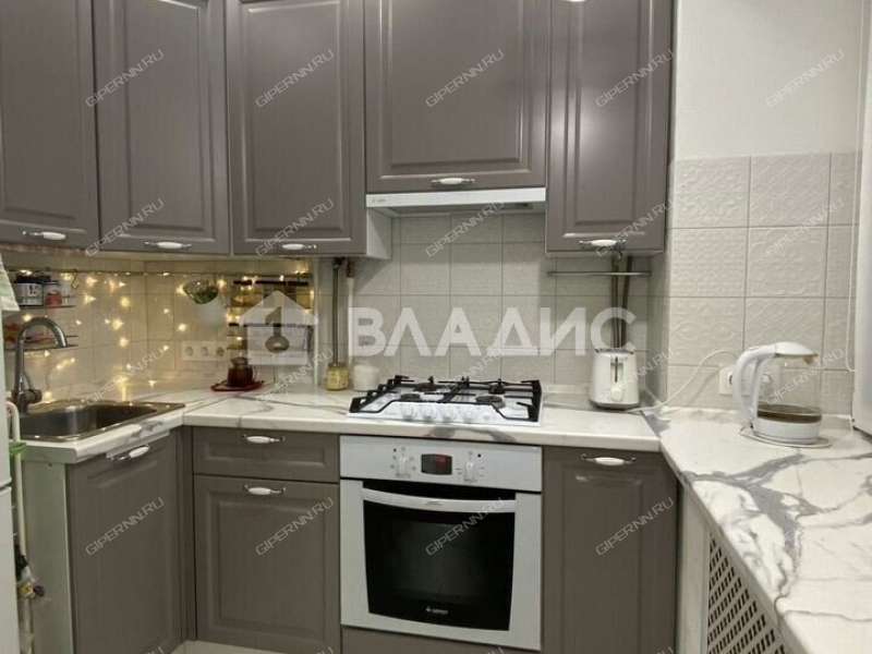 двухкомнатная квартира на Литературной улице дом 20А